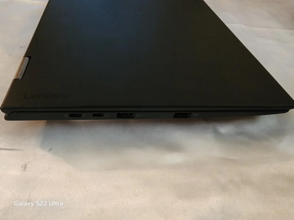 Lenovo x1 Yoga
