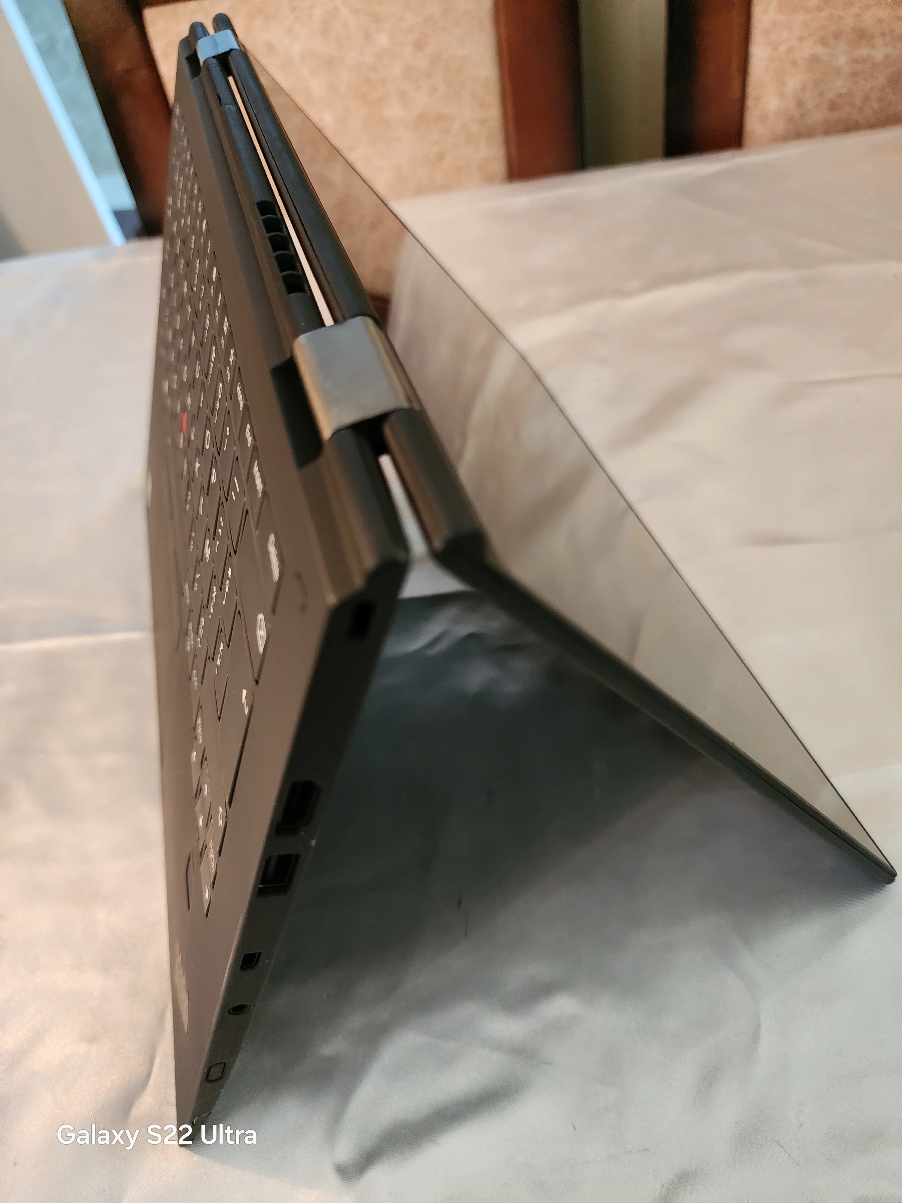 Lenovo x1 Yoga